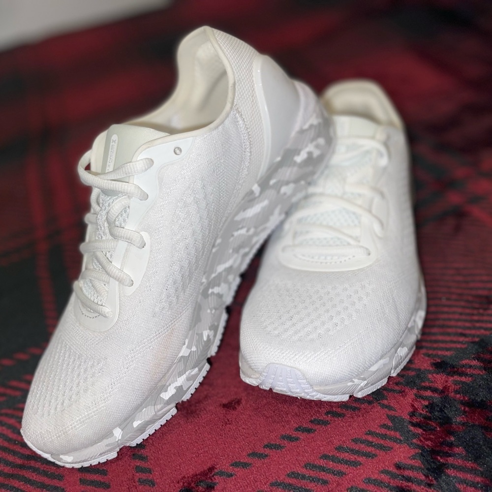 Under Armour HOVR sonic 5 Bluetooth